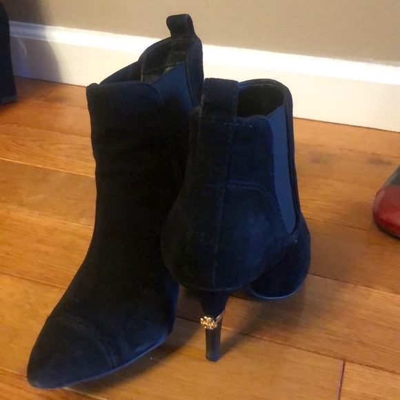 Tory Burch healed boots - Picture 1 of 4